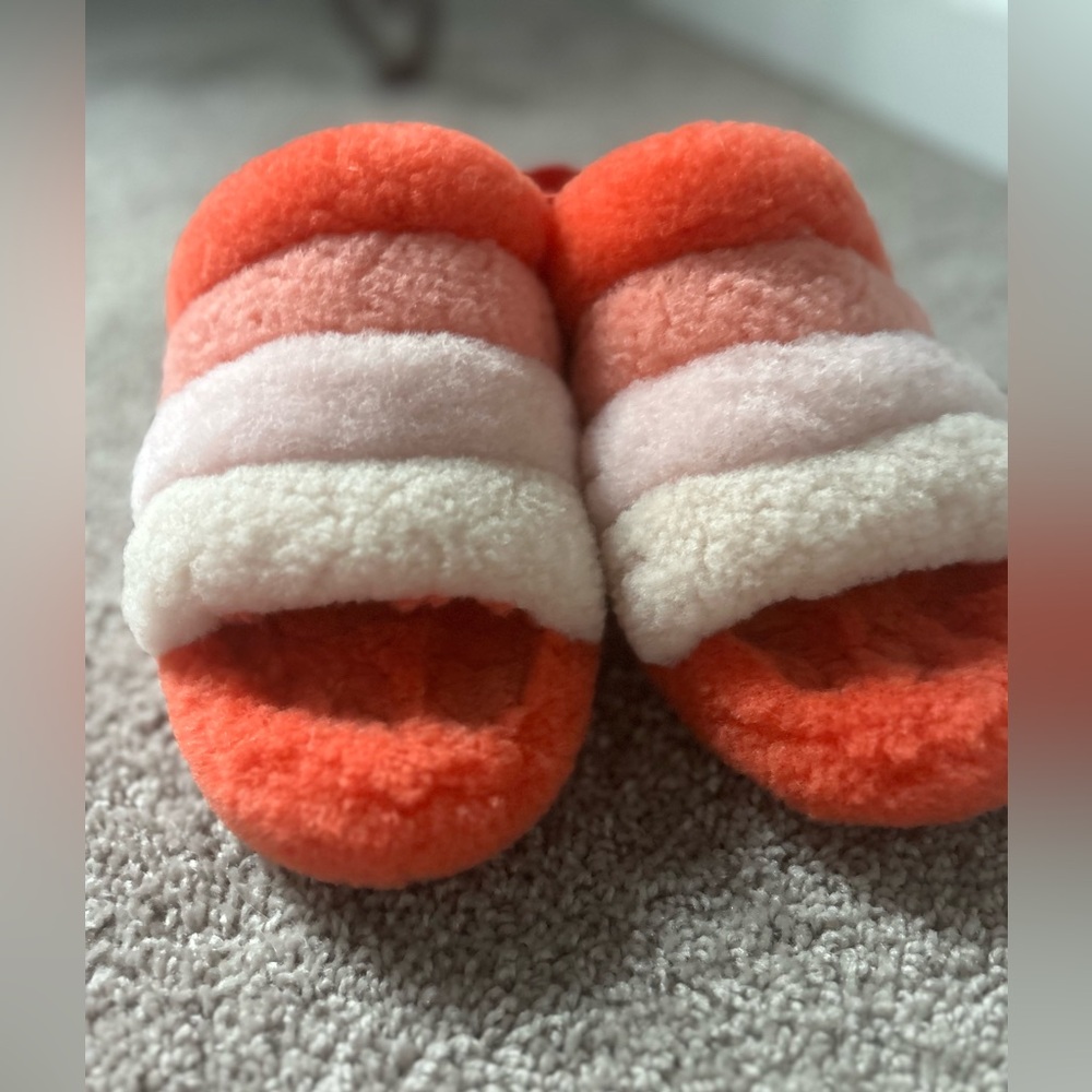 UGG Fluff Yeah Slides Slippers in Lava Flow size W8 - Picture 7 of 10